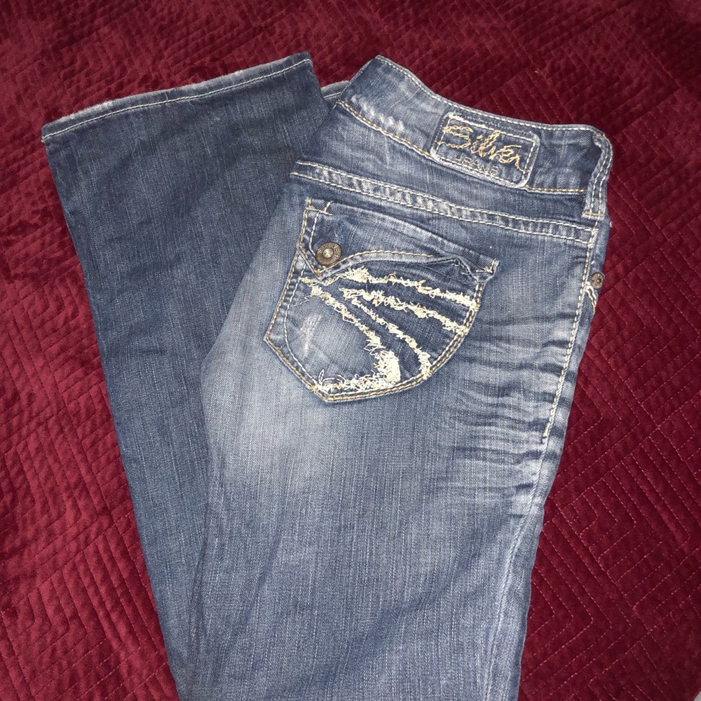Silver jeans suki surplus 26/29 distressed bootcut